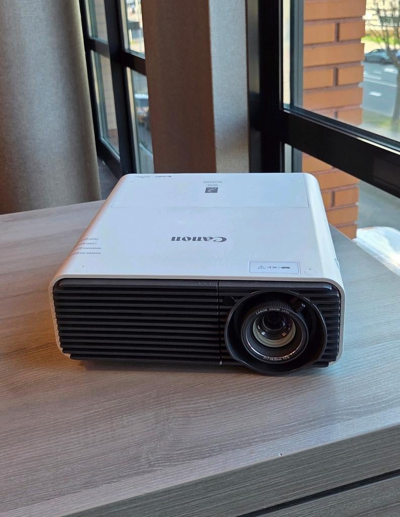 Canon WUX500 Beamer/Projector - Hoge Kwaliteit Beeld, Canon, Ophalen of Verzenden, Overige resoluties, Gebruikt