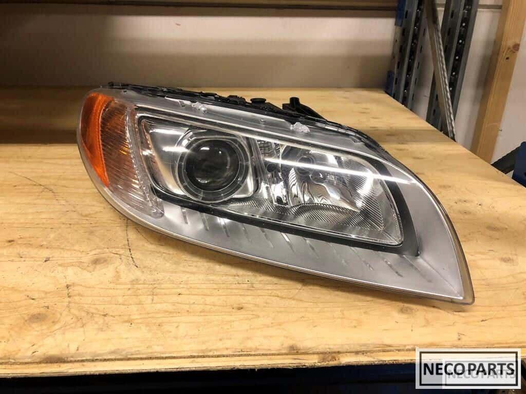 Volvo v70 s80 xenon bixenon koplamp rechts 31353533, Gebruikt, -, -, Ophalen of Verzenden