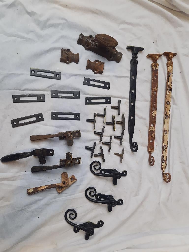 Raambeslag antiek, Ophalen of Verzenden, Gebruikt, IJzer, Slot