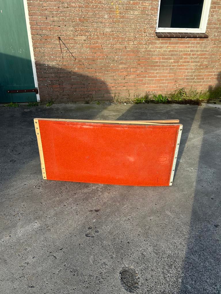 Springplank - meerdere aanwezig., Maat 36 t/m 42, Ophalen, Zo goed als nieuw, Materiaal