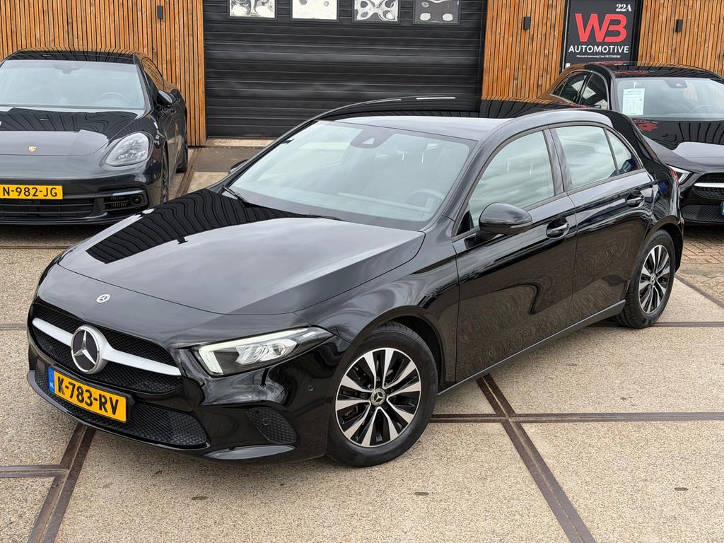 Mercedes-Benz A-klasse 160 Business Camera Cruise Clima LED, Voorwielaandrijving, Parkeercamera, Gebruikt, Euro 6