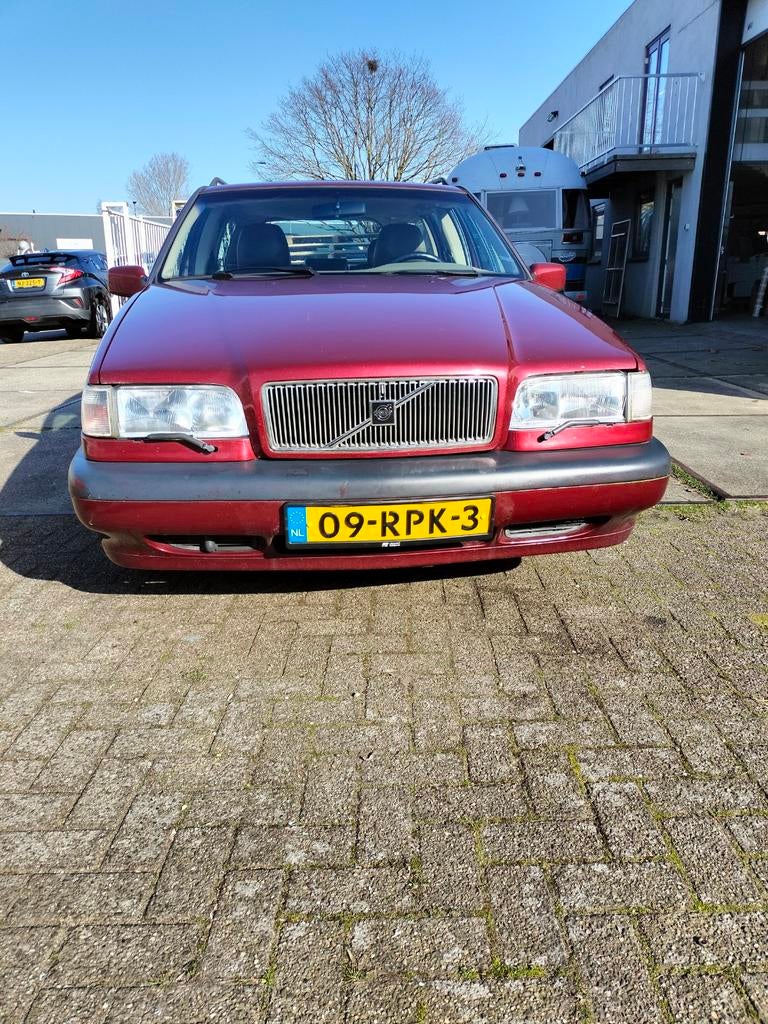 Volvo 1996 Rood, Auto's, Beige, 2300 cc, Leder, 1524 kg