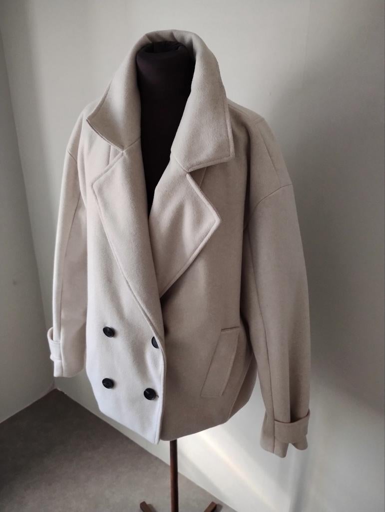 Prachtige Jas Pull & Bear, Wit, Ophalen of Verzenden, Pull & Bear, Jas of Mantel