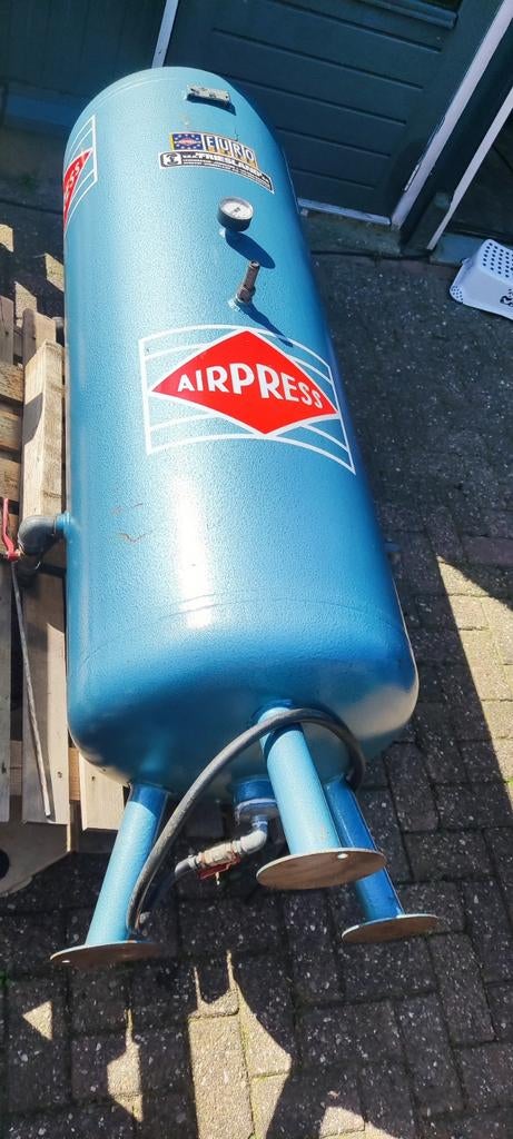 Airpress compressor lucht tank buffervat 350 liter, Doe-het-zelf en Verbouw, Compressors, 25 tot 100 liter, 200 tot 400 liter/min
