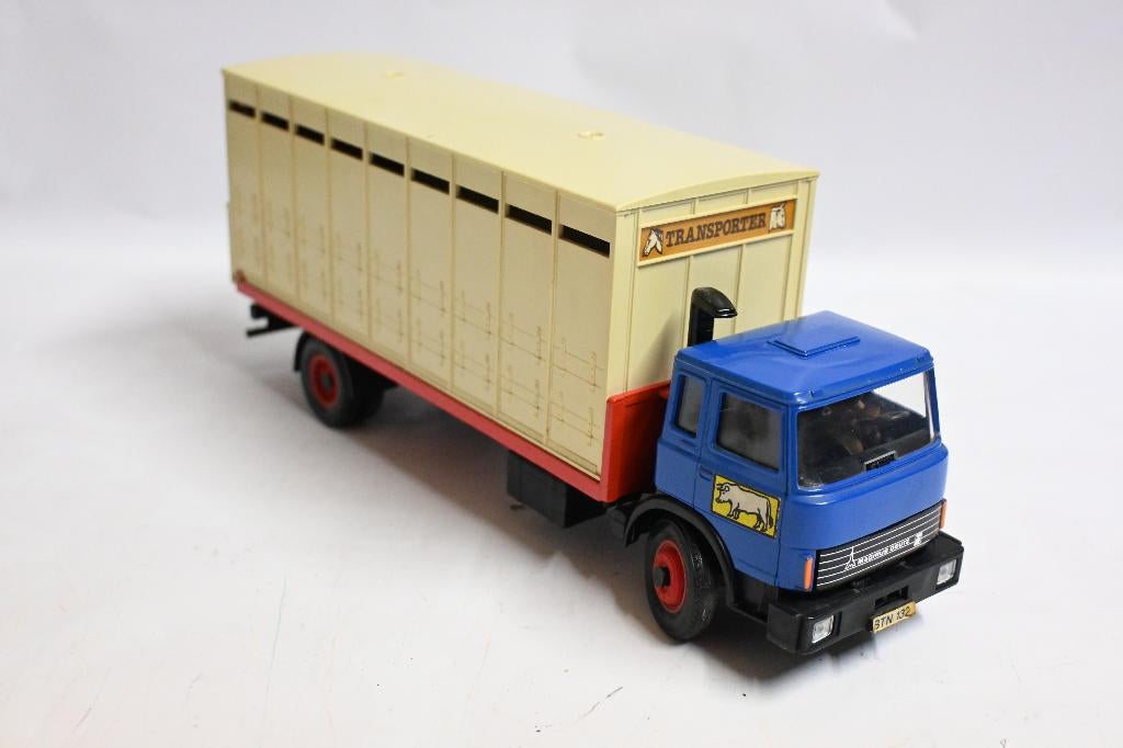 britains magirus deutz vee transport vrachtwagen, Hobby en Vrije tijd, Modelauto's | 1:32, Ophalen of Verzenden, Zo goed als nieuw