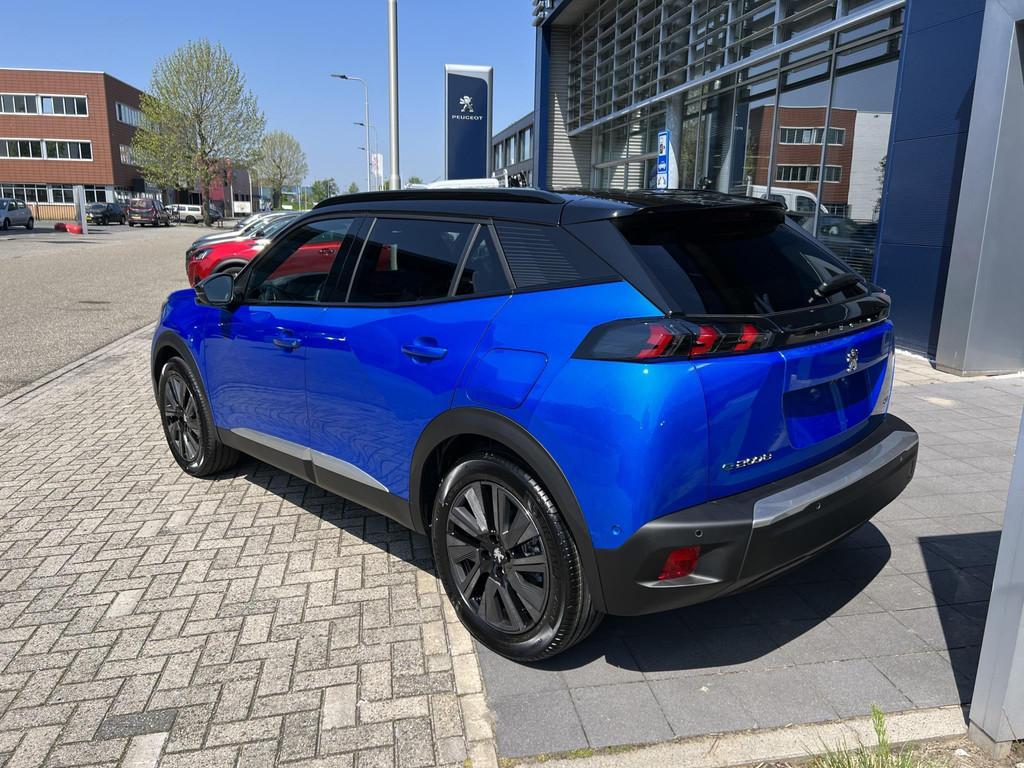 Peugeot e-2008 EV GT 50 kWh Climate Control | Voorstoelen Ve, Blauw, Origineel Nederlands, SUV of Terreinwagen, Adaptive Cruise Control