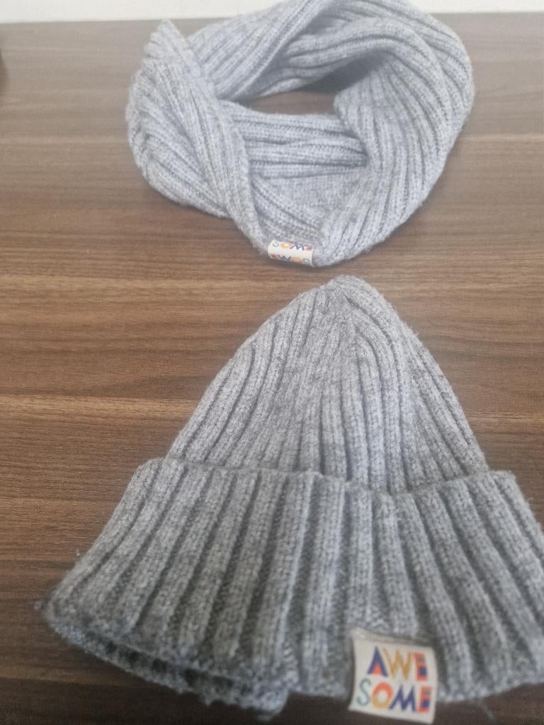 HEMA kindermuts / beanie met sjaal, Kinderen en Baby's, Kinderkleding | Mutsen, Sjaals en Handschoenen, Jongen of Meisje, Ophalen of Verzenden