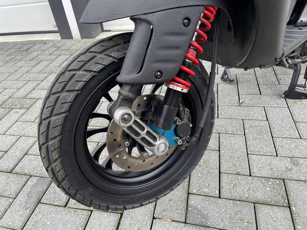 Piaggio Zip type 3 500cc | A2 kenteken | Full Malossi Arrow, Fietsen en Brommers, Scooters | Piaggio, Ophalen, Zip, Zo goed als nieuw