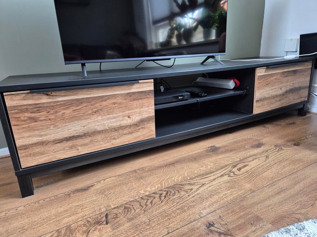 Tv meubel, Huis en Inrichting, Kasten | Televisiemeubels, Ophalen, Zo goed als nieuw, Minder dan 100 cm, 25 tot 50 cm