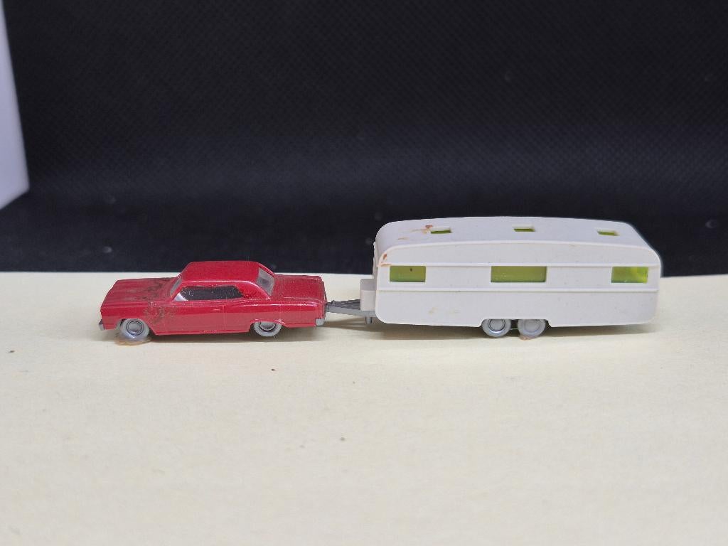Wiking 0922 - Chevi Malibu met caravan (15534), Overige merken, Gebruikt, Gelijkstroom, Overige typen