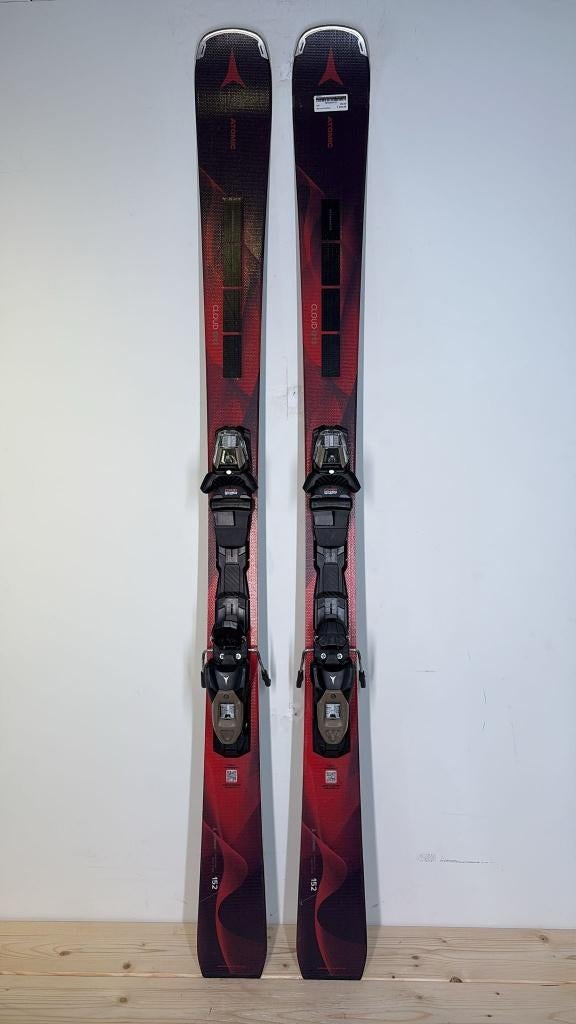 Atomic Cloud Q12 Revoshock C 152 + M10 GW binding, Sport en Fitness, Skiën en Langlaufen, Gebruikt, Atomic (Amer Sports Austria GmbH) Atomic-Straße 1 5541 Altenmarkt Oostenrijk