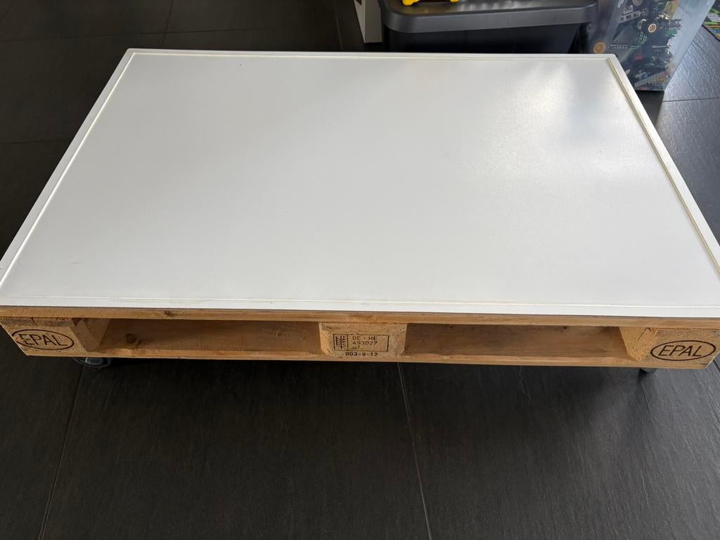 Pallet salontafel op wieltjes, Ophalen, 100 tot 150 cm, 50 tot 100 cm, Zo goed als nieuw