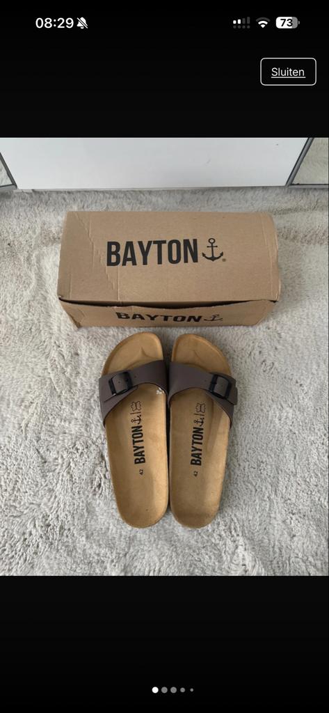 Nieuwe Bayton slippers - Maat 42, Kleding | Dames, Schoenen, Ophalen of Verzenden, Nieuw, Bruin, Slippers