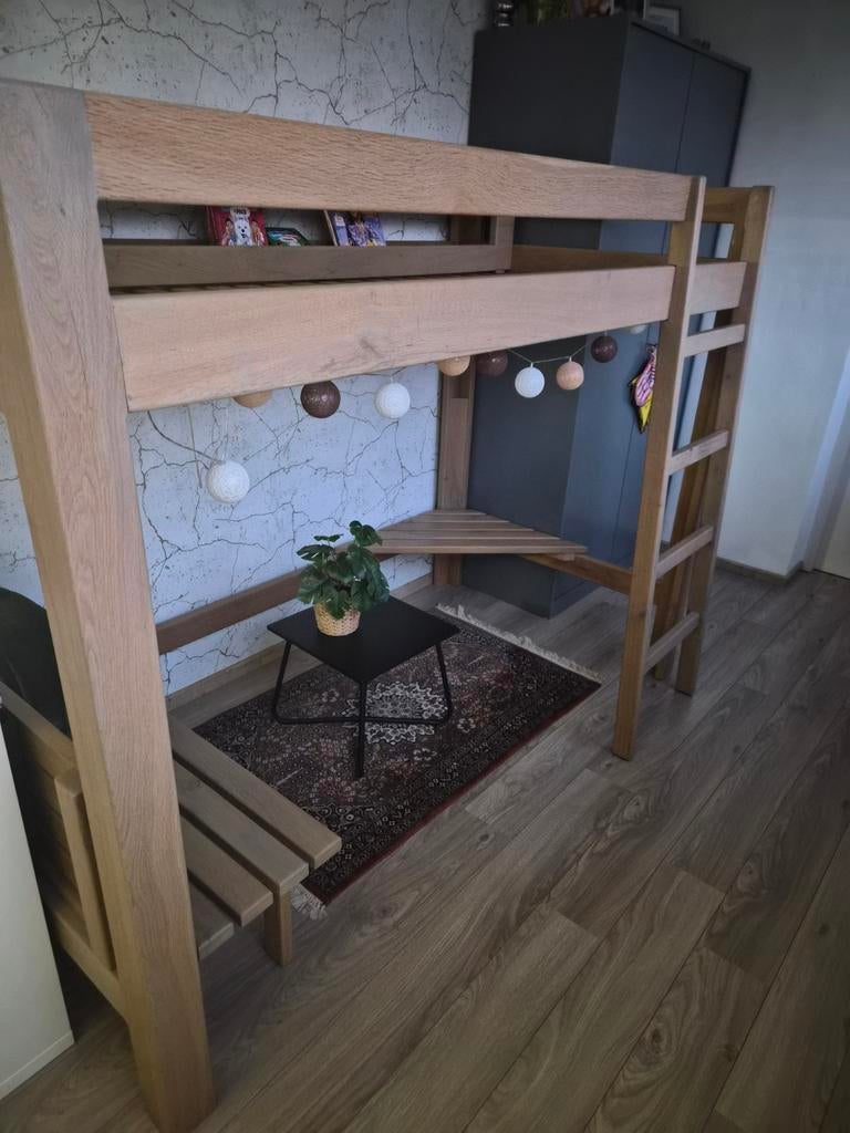 Leuke/ gezellige/ stevige hoogslaper eikenhout, Ophalen, Zo goed als nieuw, Eenpersoons, Hoogslaper