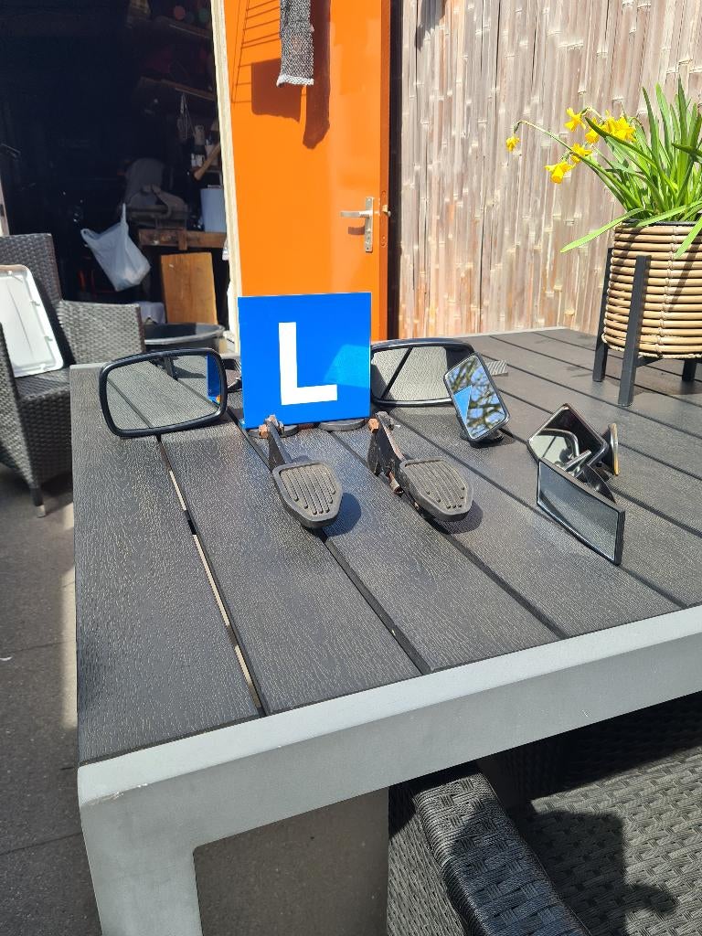 Lesauto materiaal, Ophalen