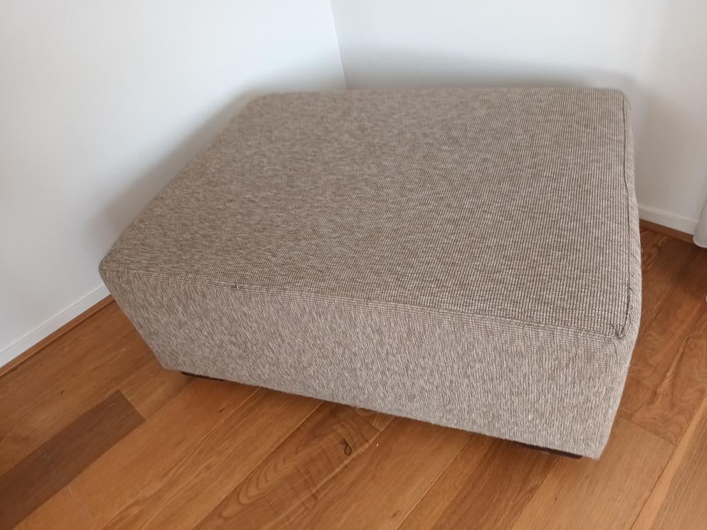 XL poef/hocker - Comfortabel en stijlvol, Ophalen, Gebruikt, Vierkant, 75 tot 100 cm