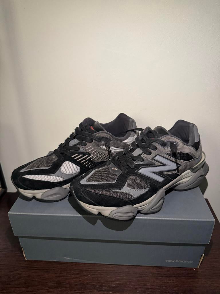 New Balance 9060 Heren Castlerock, Kleding | Heren, Schoenen, Ophalen of Verzenden, Zo goed als nieuw, Overige kleuren, Sneakers of Gympen