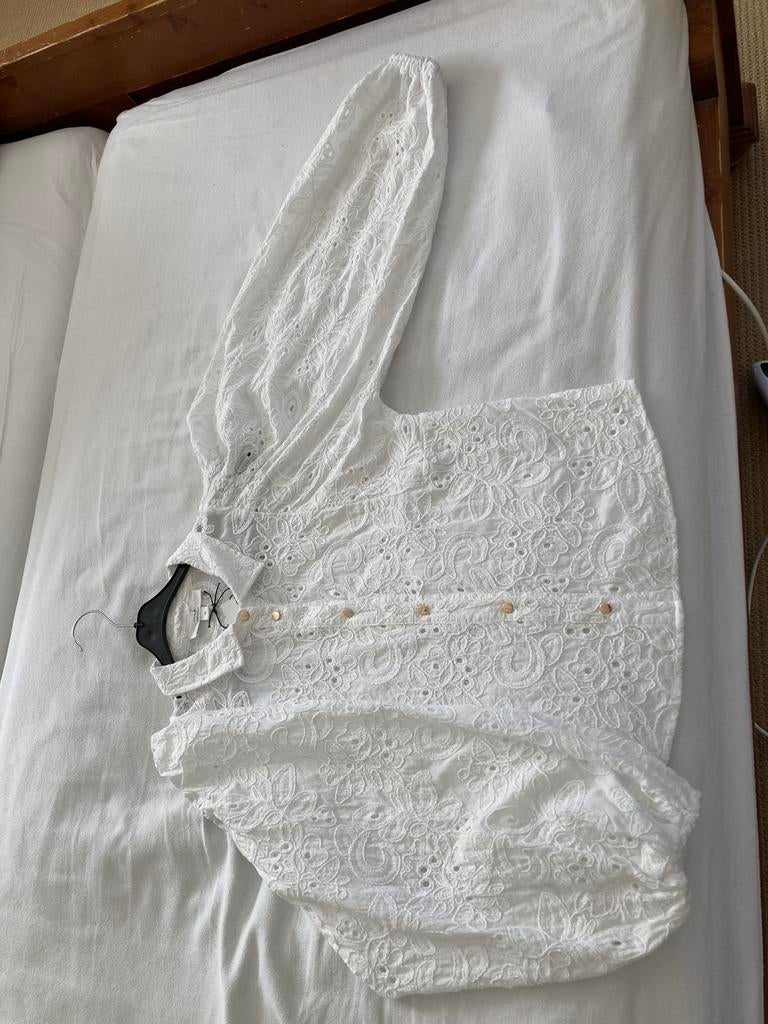 ICNK blouse maat XS nieuw, Kleding | Dames, Ophalen of Verzenden, Nieuw, Maat 34 (XS) of kleiner, Wit