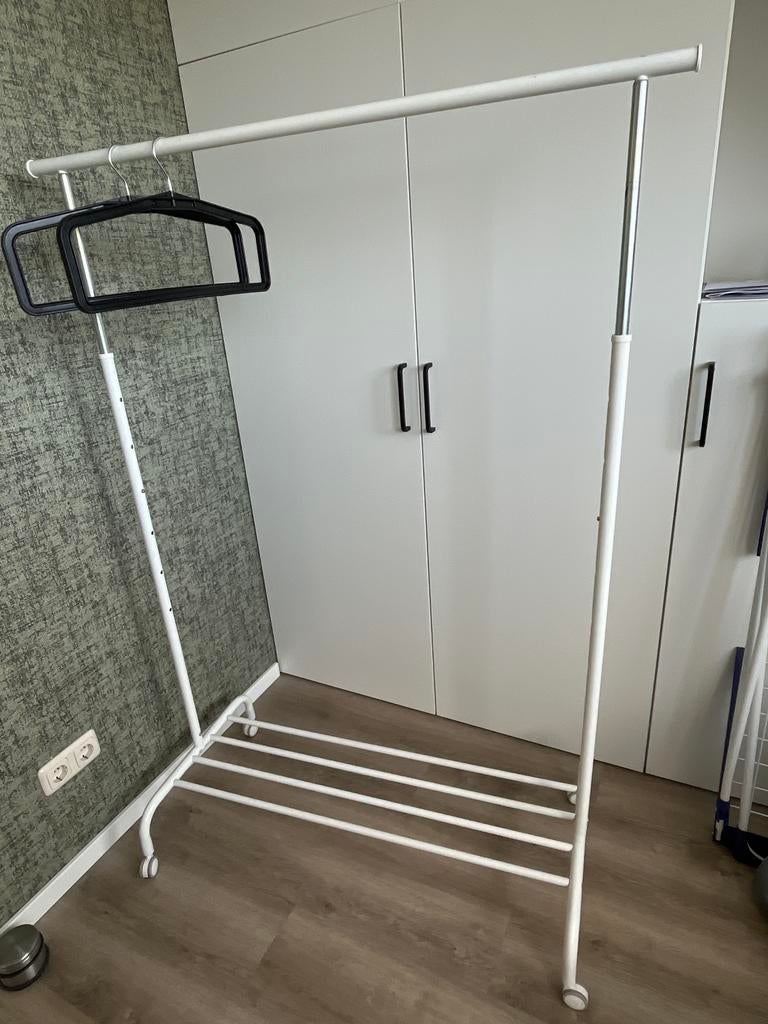 Verrijdbaar kledingrek / droogrek, wit, 120cm breed, Ophalen, Met wielen, Gebruikt