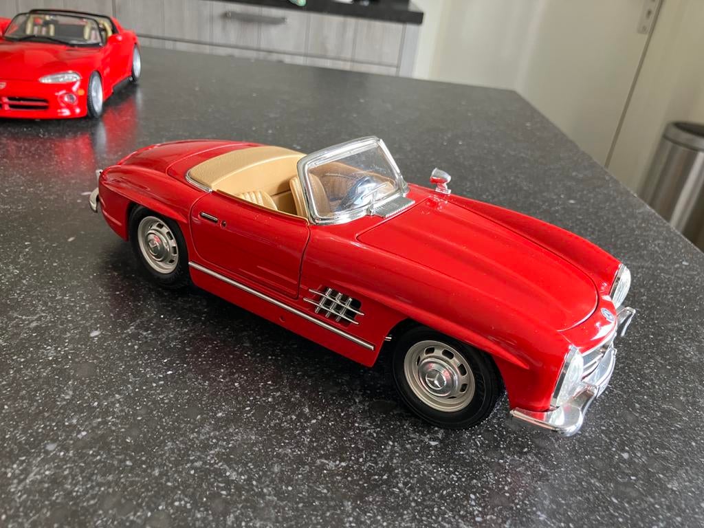 Bburago Modelauto Mercedes 300 sl, Ophalen of Verzenden, Gebruikt, Auto, Overige merken