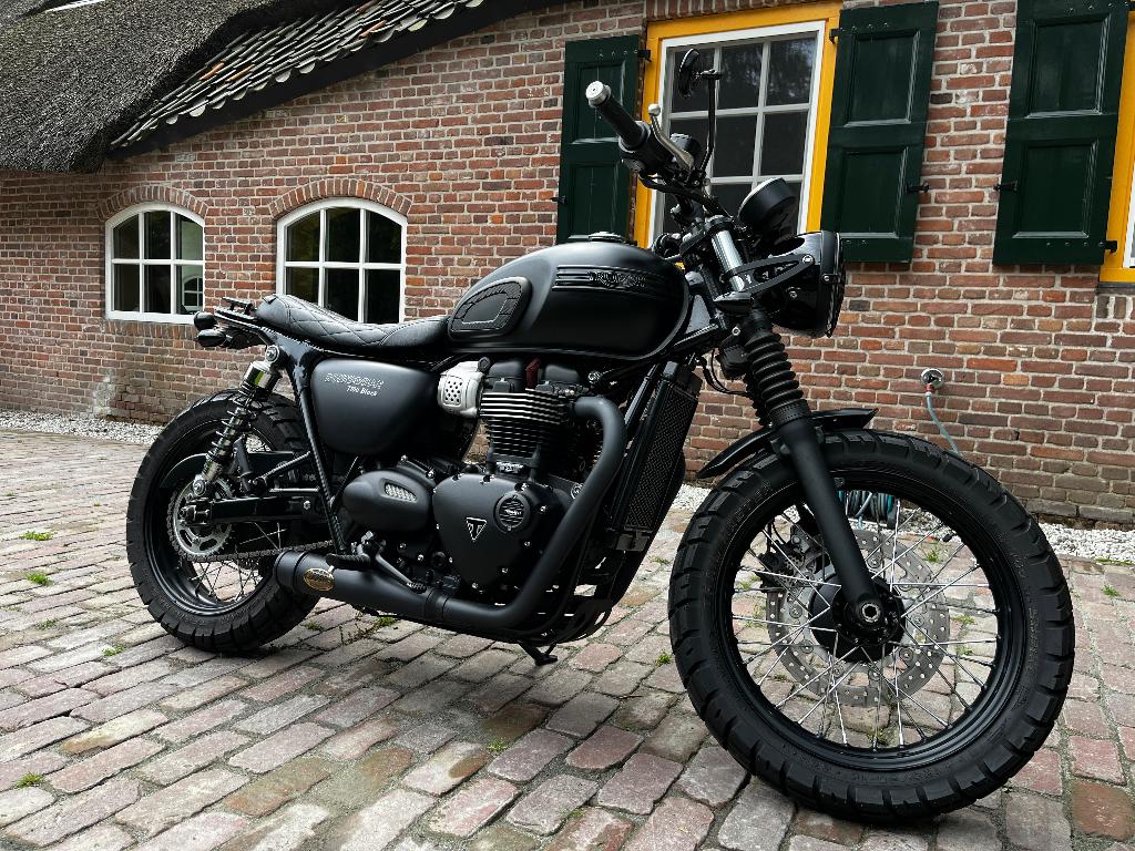 Triumph Bonneville T-100 Black, Motoren, Motoren | Triumph, 2 cilinders, Motorrijbewijs A, 900 cc, Meer dan 35 kW