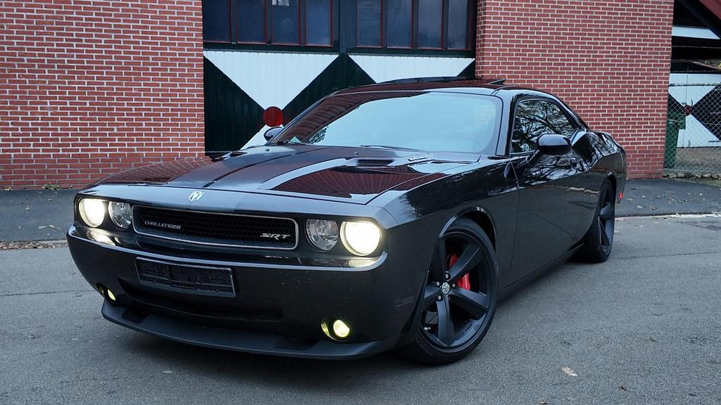 Dodge Challenger SRT8 SRT8 6.1L V8 2010, Auto's, Dodge, Automaat, Gebruikt, Zwart, Bedrijf
