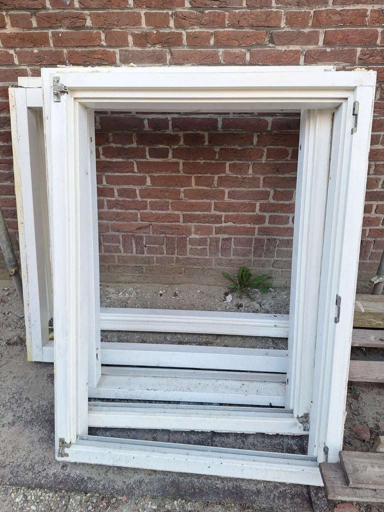 Hardhouten kozijnen met draaikiepdelen en dubbel glas, Doe-het-zelf en Verbouw, Kozijnen en Schuifpuien, Gebruikt, Raamkozijn