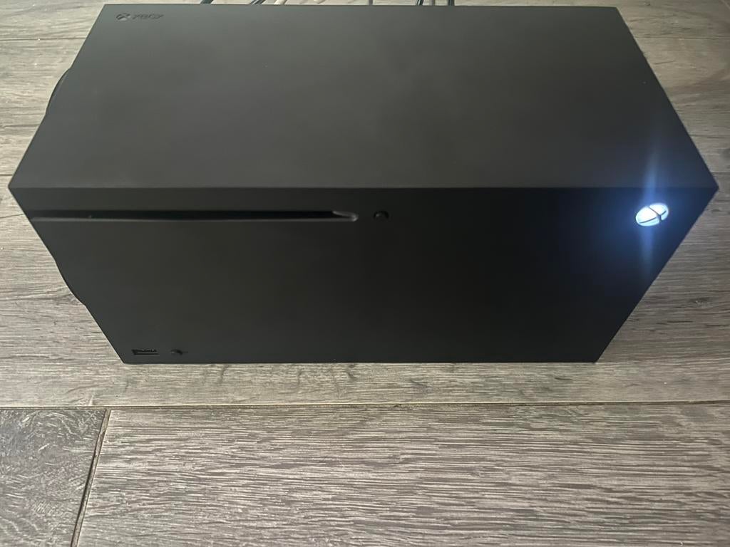 Xbox X 1TB + Starfield Z.G.A.N., Ophalen of Verzenden, Zo goed als nieuw