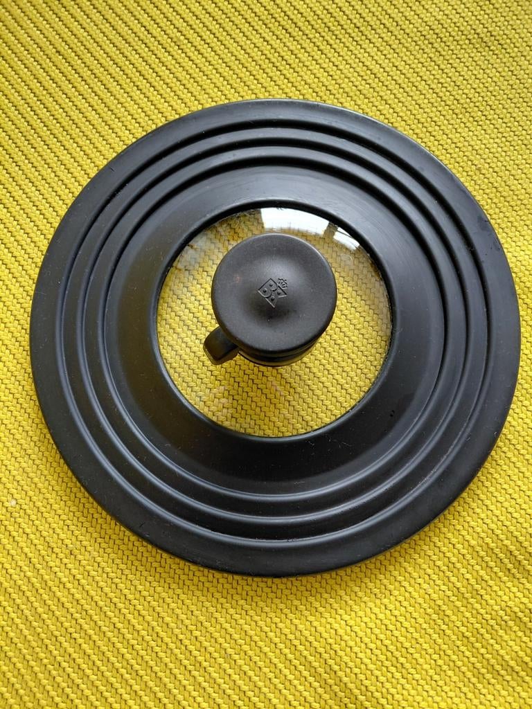 BK universeel spatdeksel, 22-30 cm., Ophalen of Verzenden, Rvs, Overige typen