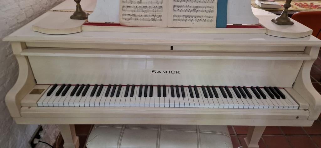 Vleugel te koop, Muziek en Instrumenten, Piano's, Ophalen, Gebruikt, Wit, Vleugel