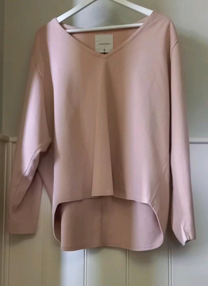 Humanoid sweater maat S NIEUW, Kleding | Dames, Truien en Vesten, Humanoid, Nieuw, Ophalen of Verzenden, Roze