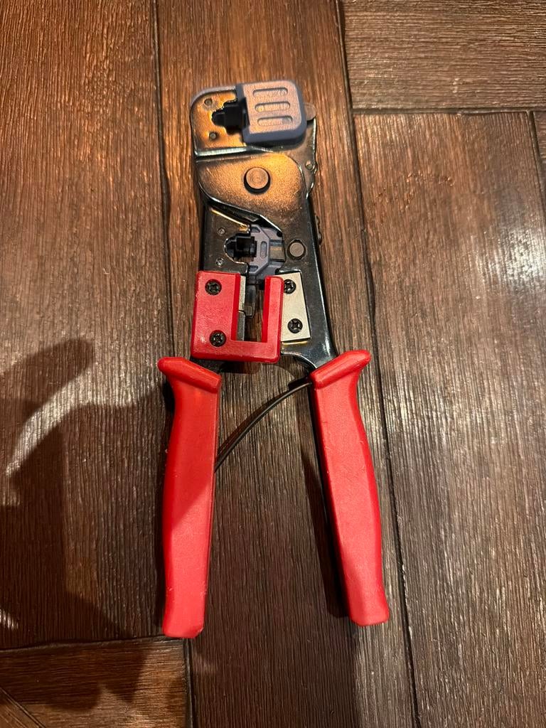 RJ45 krimptang voor netwerkkabels, Ophalen of Verzenden, Gebruikt