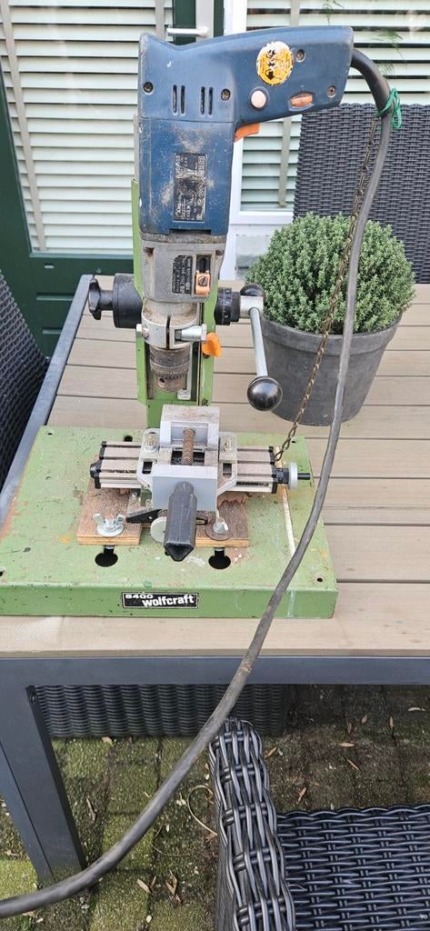 Wolfcraft Boorstandaard met Boormachine - Nauwkeurig Boren, Ophalen, Gebruikt, 400 tot 600 watt, Kolomboormachine