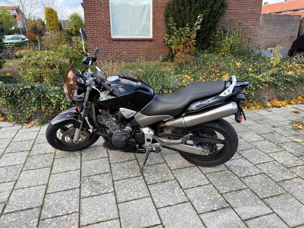 Honda Hornet 900cc, incl. accessoires