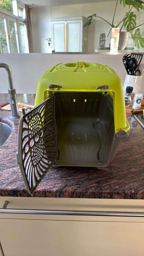 Kattenmandje reismandje kat gratis, Dieren en Toebehoren, Ophalen, Gebruikt, Overige