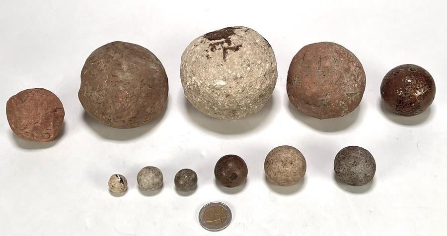 1434. Stenen kogels, Groningen, 17e eeuw, Antiek en Kunst, Ophalen of Verzenden