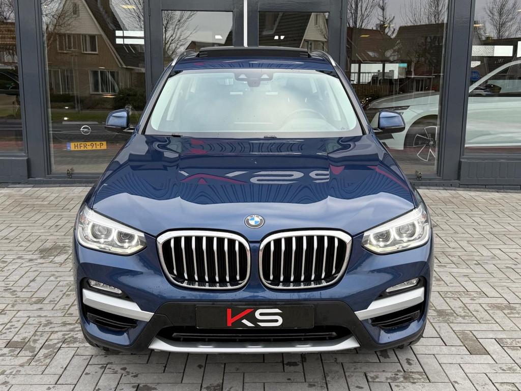 BMW X3 XDrive20i High Executive Pano HUD Leder Camera, Automaat, 1998 cc, Gebruikt, Zwart