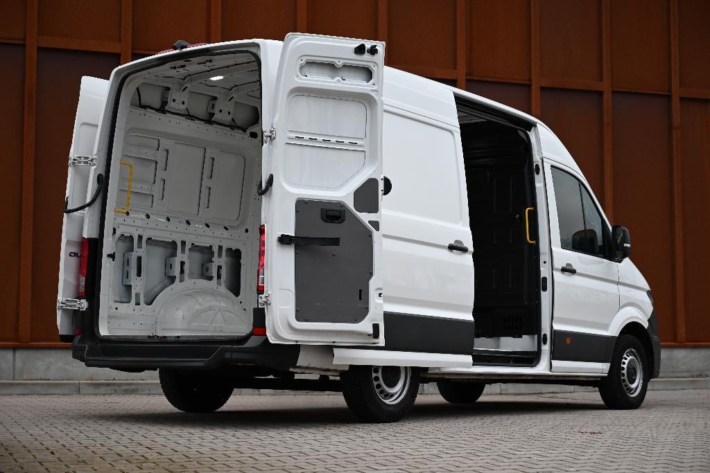 Volkswagen Crafter 2.0TDI L3H3 140PK CarPlay 39000km|3000KG, Voorwielaandrijving, Stof, 4 cilinders, Volkswagen