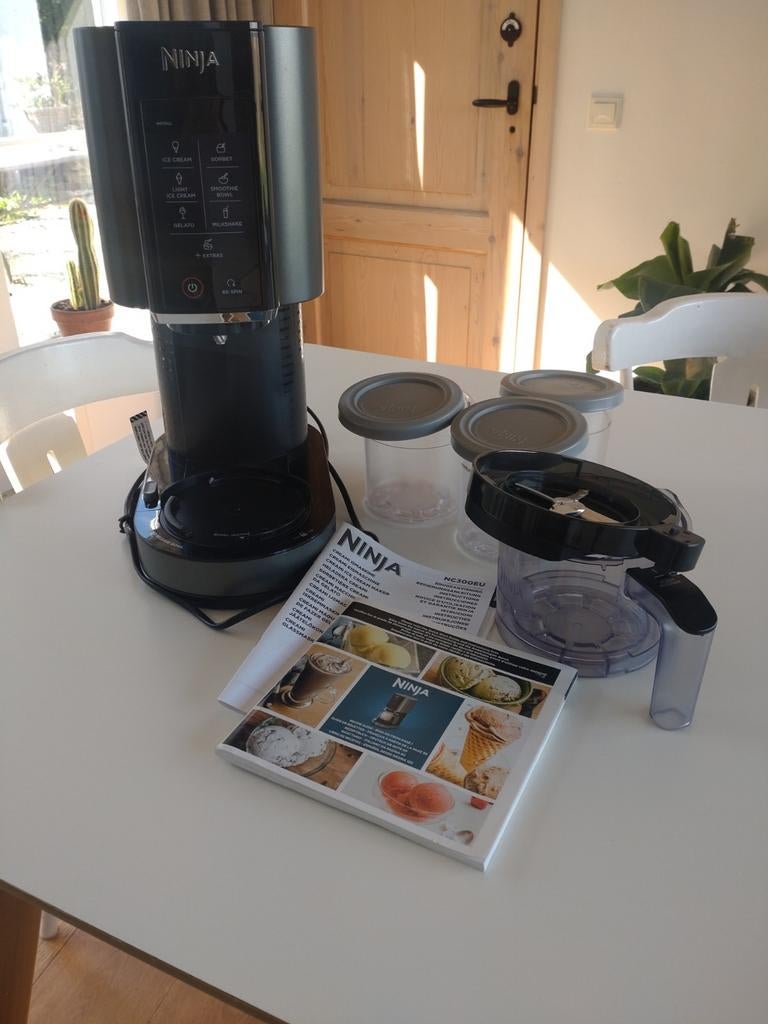 Ninja ijsmachine, Witgoed en Apparatuur, IJsmachines, Ophalen of Verzenden, Zo goed als nieuw