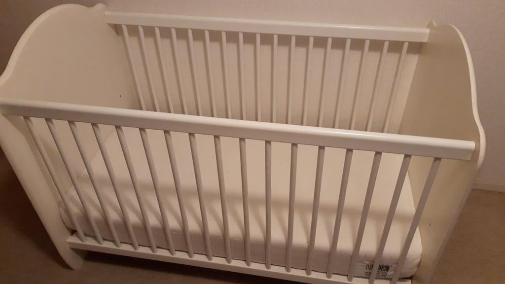 Ledikantje, Kinderen en Baby's, Babywiegjes en Ledikanten, Ophalen of Verzenden, Gebruikt, Ledikant