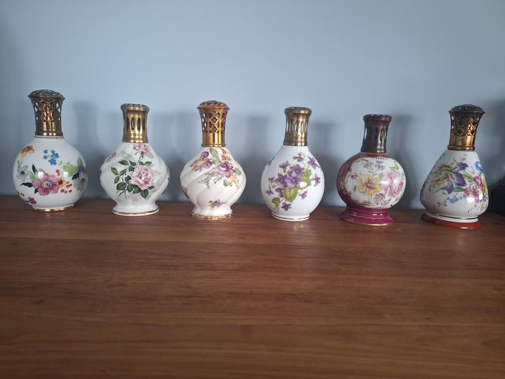 Antieke Lampe Berger bloemen €40, Ophalen of Verzenden