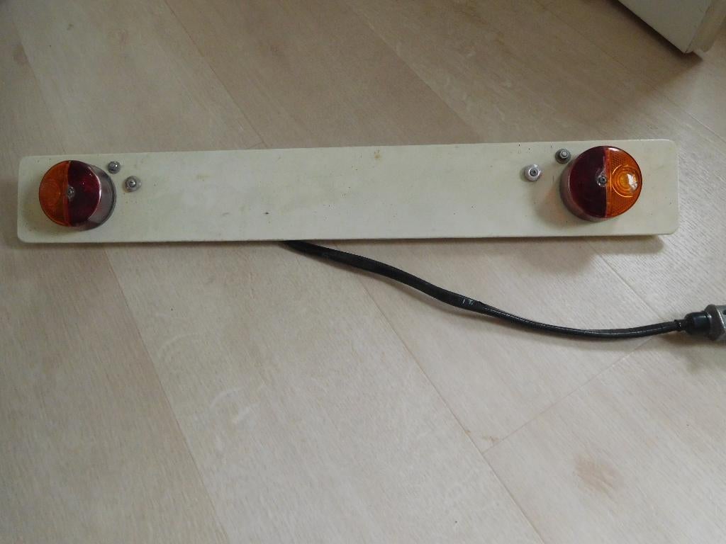 Lichtbak met stekker, Ophalen