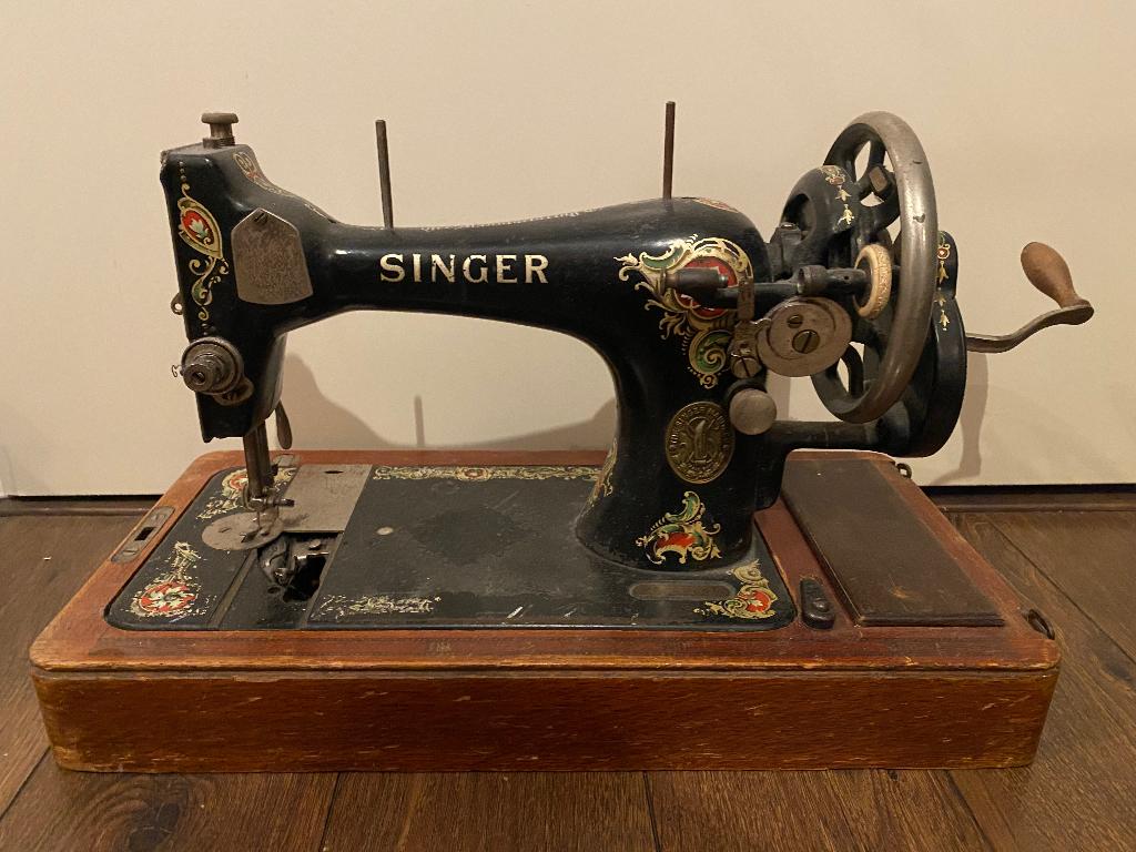 Singer naaimachine 1882, Ophalen