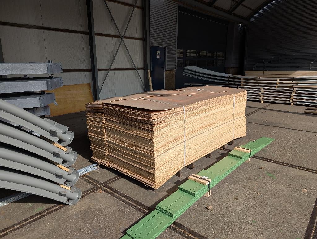 GRATIS Multiplex platen, stucloper ca.600 stuks schadepartij, Ophalen, Gebruikt, Multiplex, Minder dan 20 mm