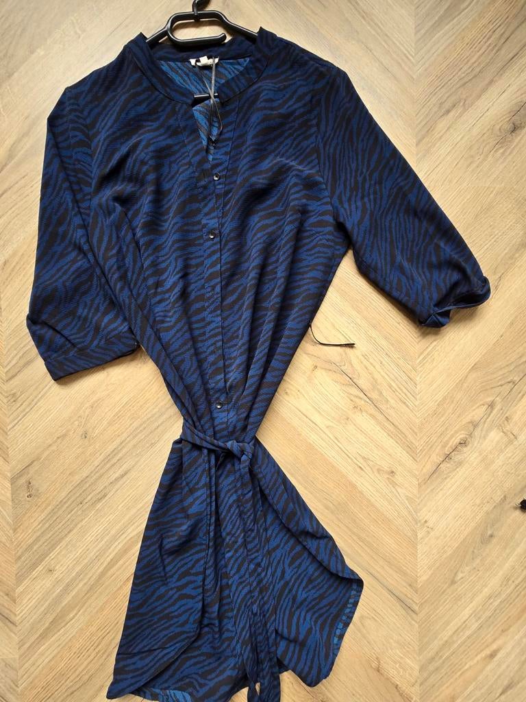 Blauwe jurk met print, madness maat L, Kleding | Dames, Jurken, Blauw, Maat 42/44 (L), Ophalen of Verzenden, Zo goed als nieuw