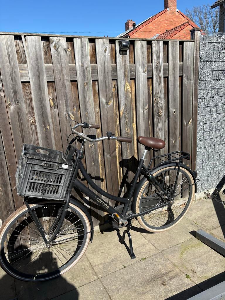 Cortina U4 Transportfiets met krat - Zwart, Fietsen en Brommers, Fietsen | Dames | Damesfietsen, Overige merken, Versnellingen