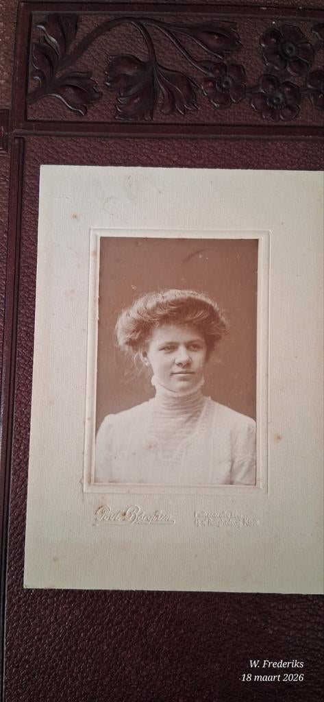 Grote maat CDV portretfoto jonge vrouw, Ophalen, Voor 1940, Gebruikt, Foto