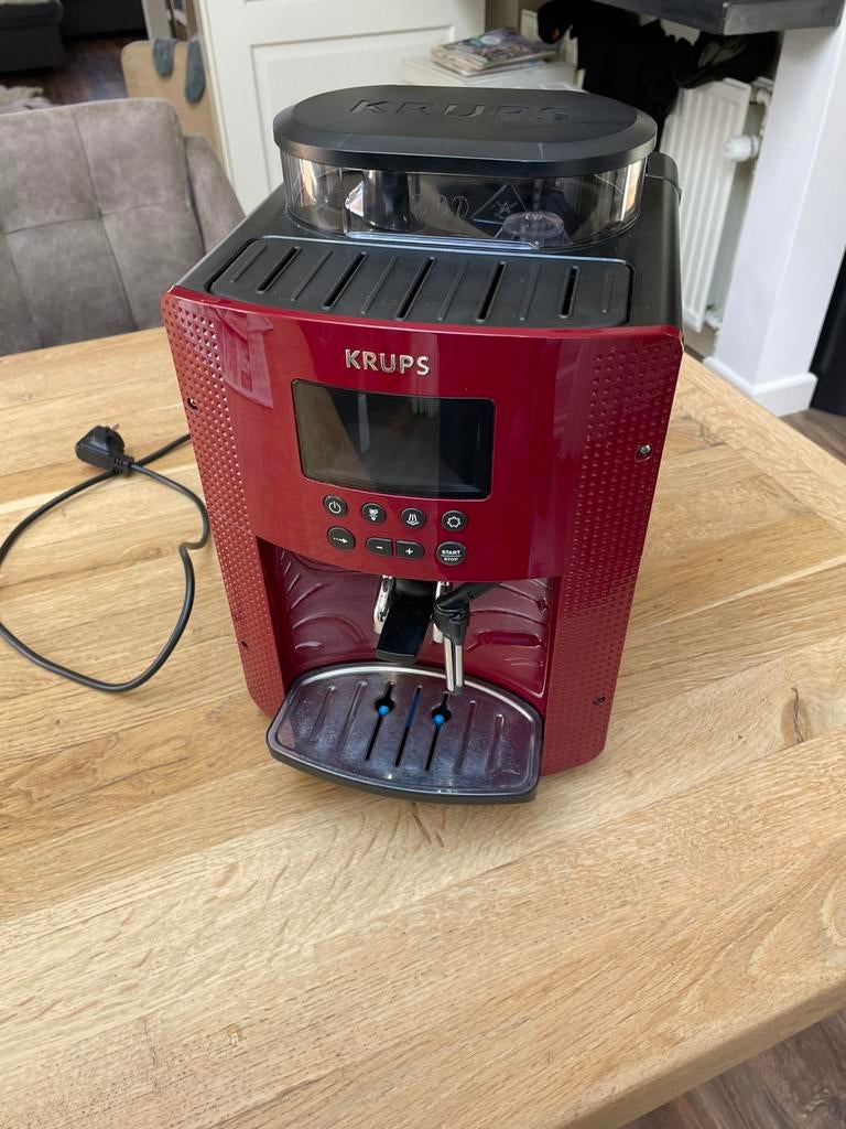 Te koop nette krups AE8155 FPB145000P  EA81 voor onderdelen, Ophalen of Verzenden, Zo goed als nieuw, Koffiemachine