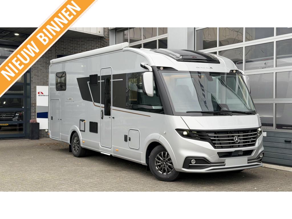 Adria Supersonic 780 SL, Caravans en Kamperen, Campers, 7 tot 8 meter, Diesel, Adria, Mercedes