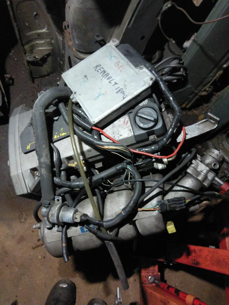 Alpine 1800 motor 16v, Renault 5, Auto-onderdelen, Motor en Toebehoren, Ophalen, Renault